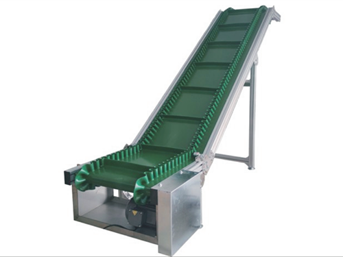 爬坡裙边输送机
